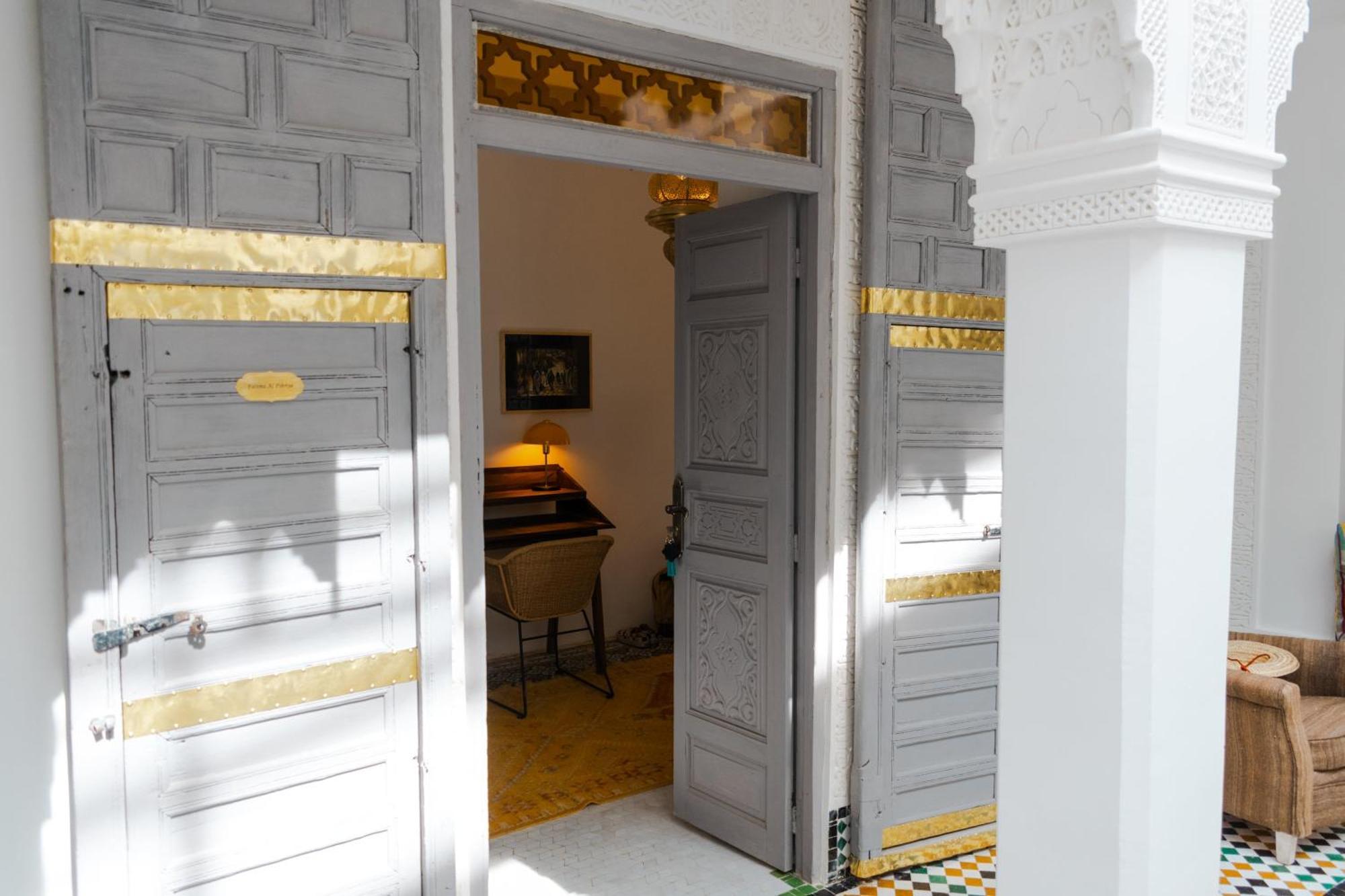 Boutique Hotel La Maison Darts Et Medicine Marakeş Oda fotoğraf