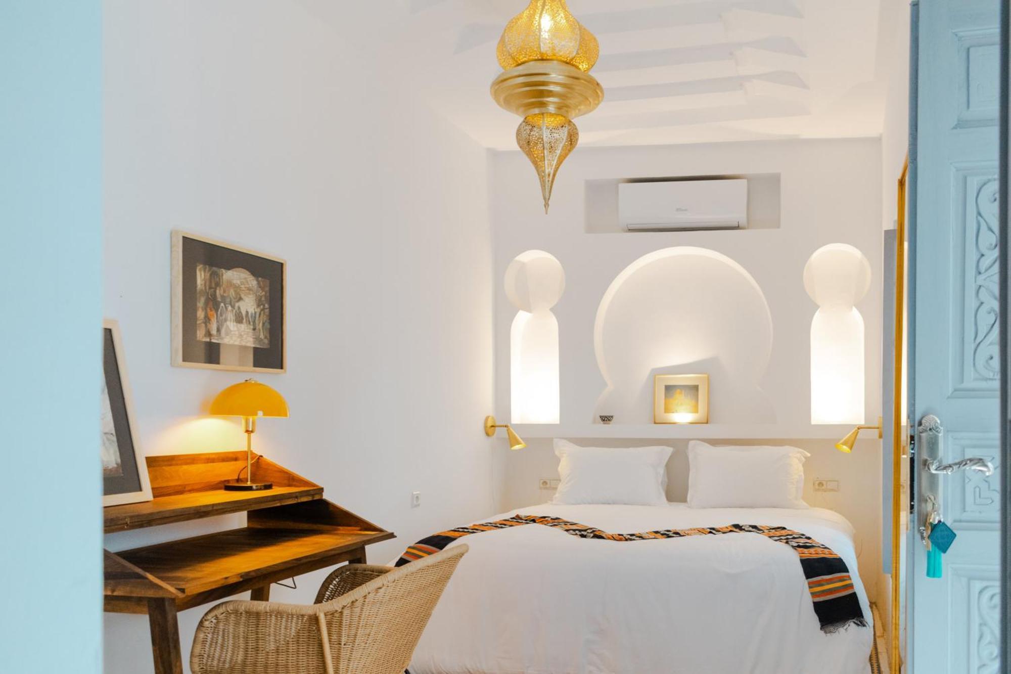 Boutique Hotel La Maison Darts Et Medicine Marakeş Oda fotoğraf